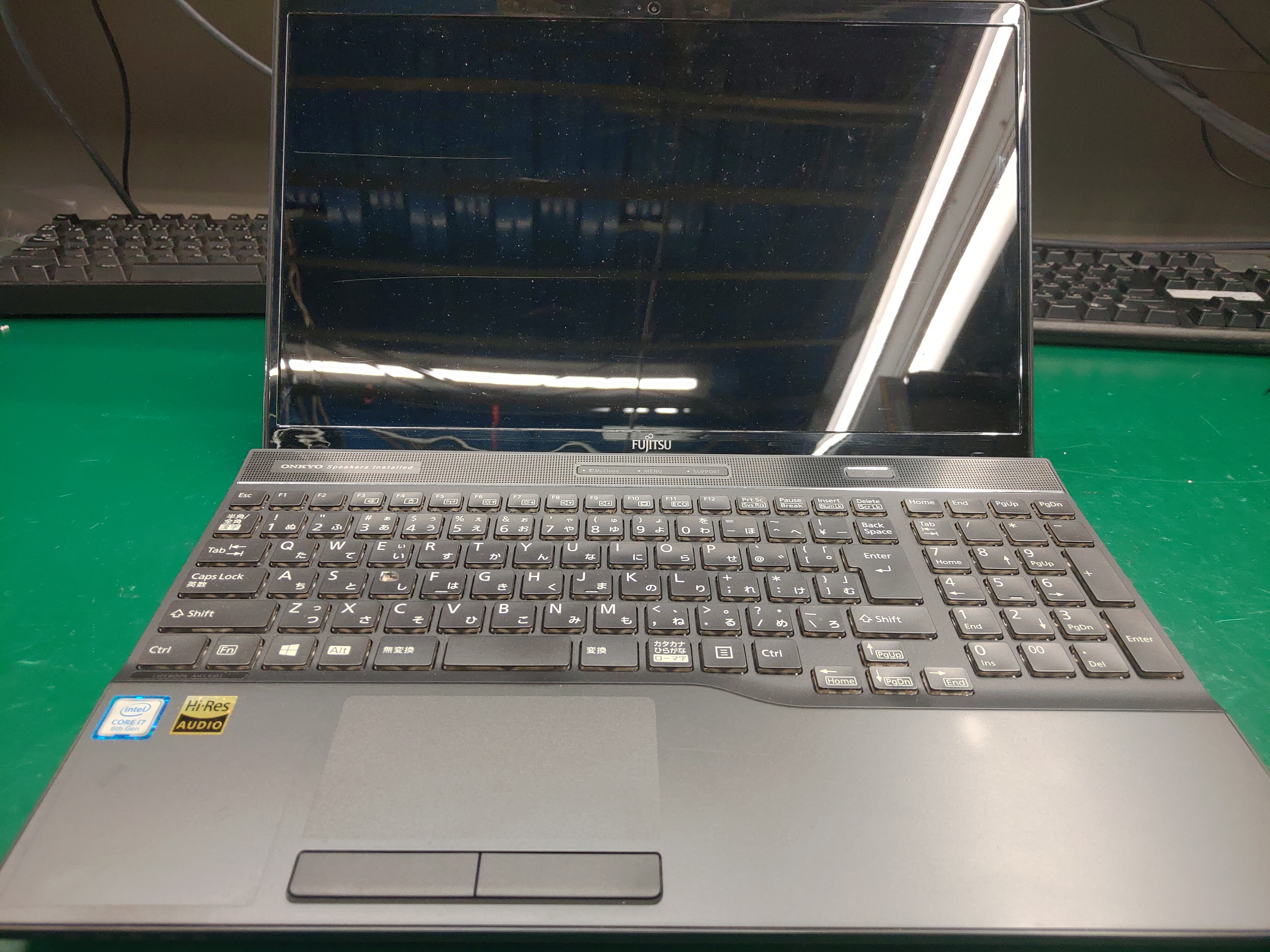 【美品】FUJITSU LIFEBOOK AH53/D1