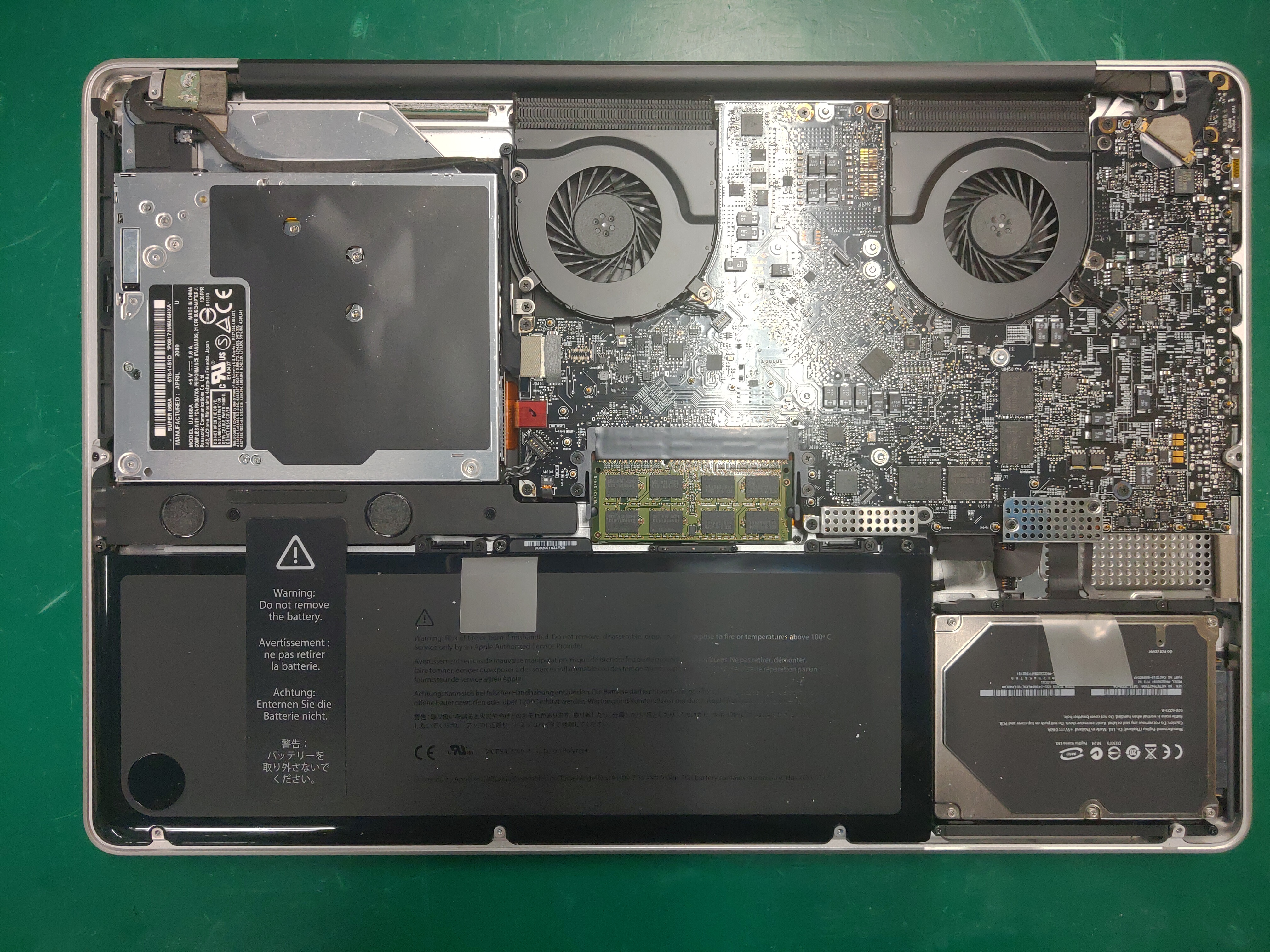 サポート日誌】MacBookPro 2011 分解HDD破壊を承りました！｜ZOAブログ